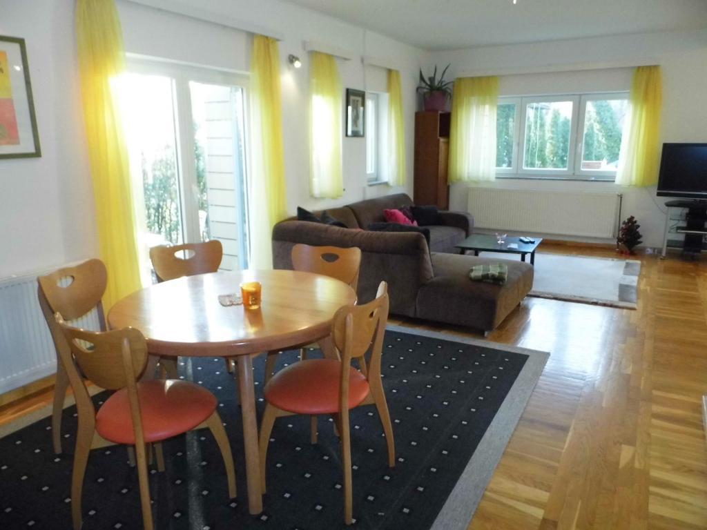زغرب Apartments And Rooms Trsje المظهر الخارجي الصورة